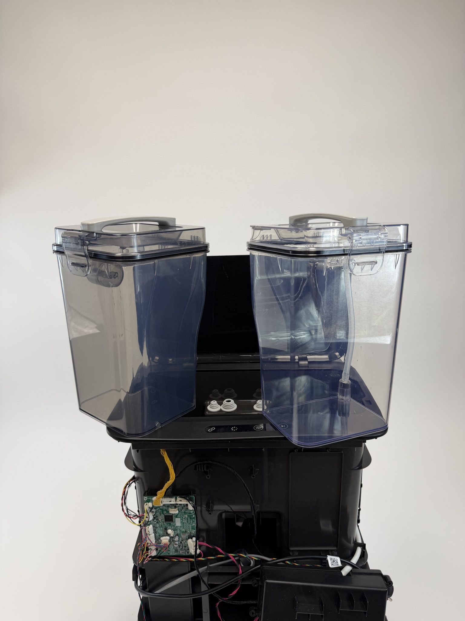 Eureka J12 Ultra robotas siurblys