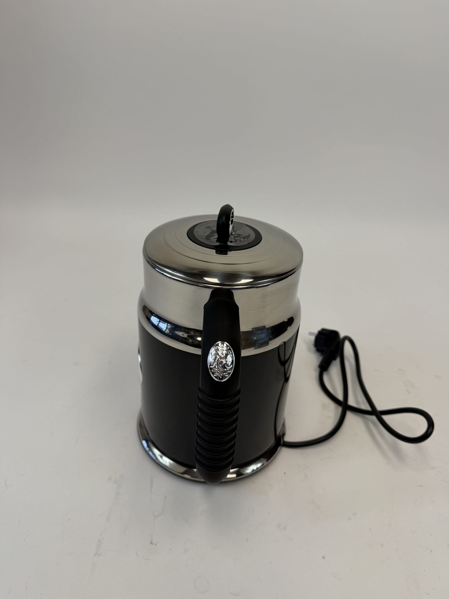Russell Hobbs virdulys