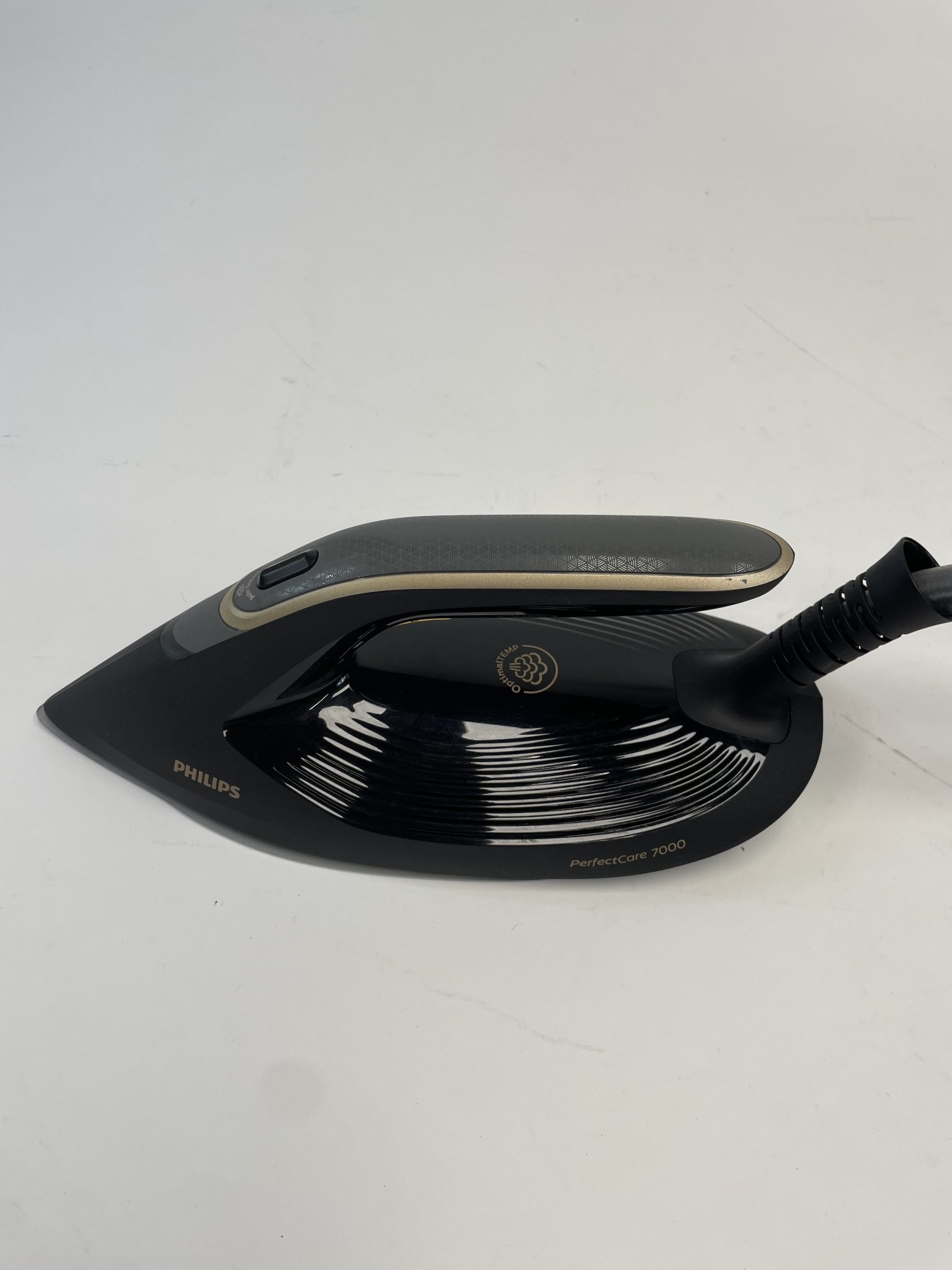 Philips PerfectCare 7000 garo stotis